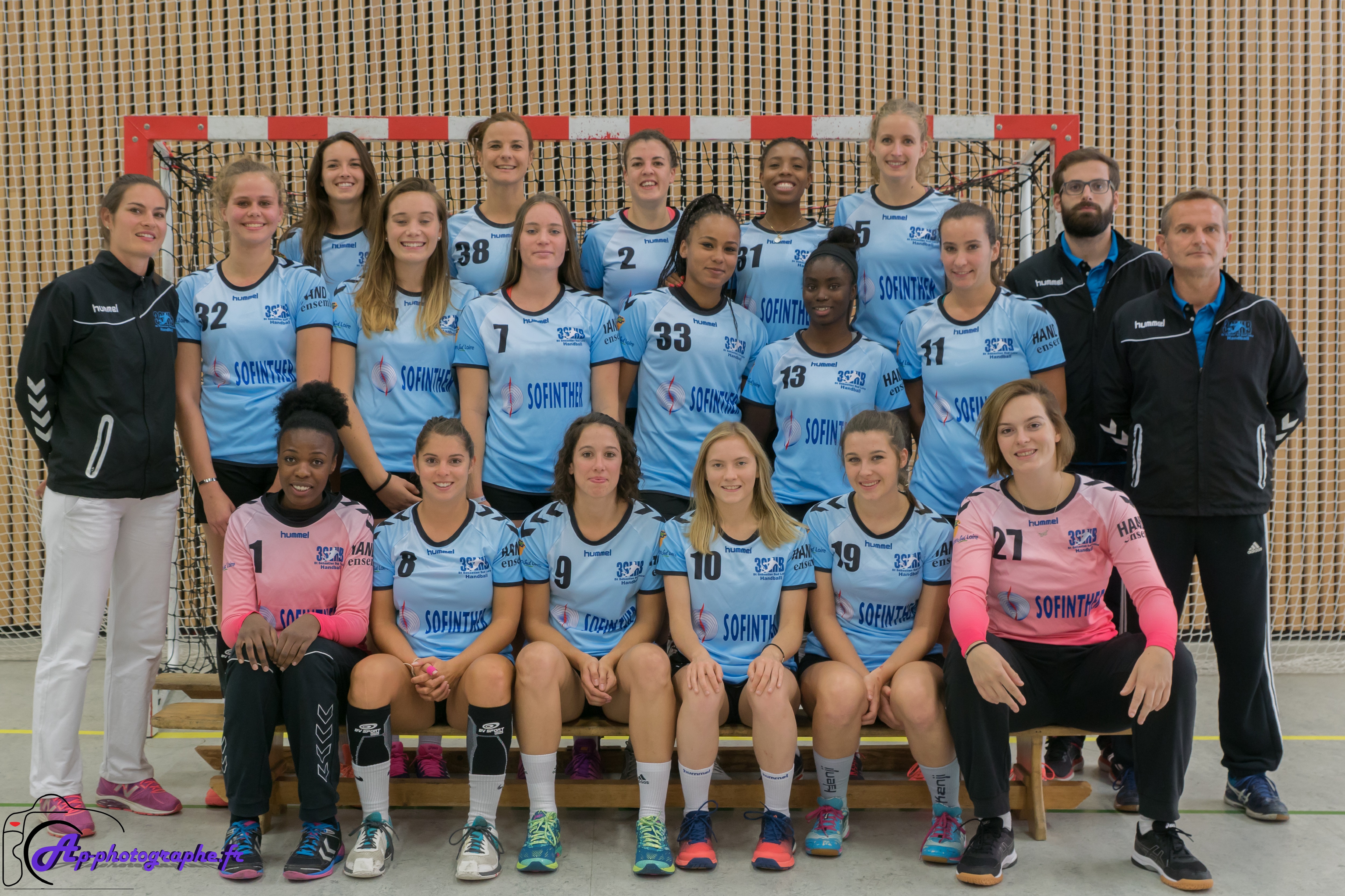 Séniors Féminine 1 Séniors Féminine 1